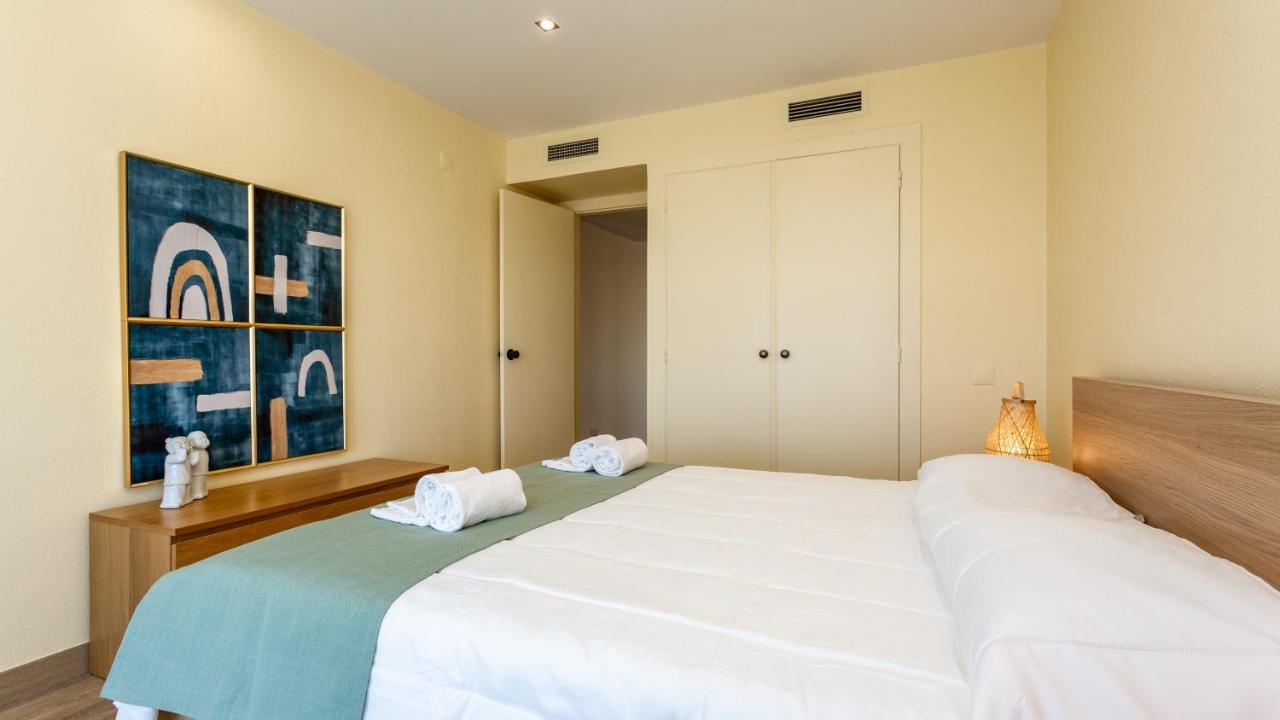 Divine Marina Apartment W/ Pool & Garden By Lovelystay Quarteira Exterior photo